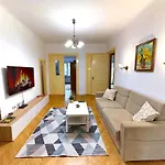 Ultracentral 4 - Old Center -120 Square Meters -