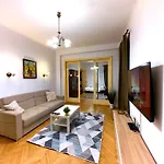 Ultracentral 4 - Old Center -120 Square Meters - Bucharest