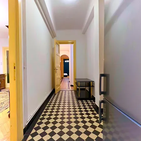 Ultracentral 4 - Old Center -120 Square Meters - Appartement