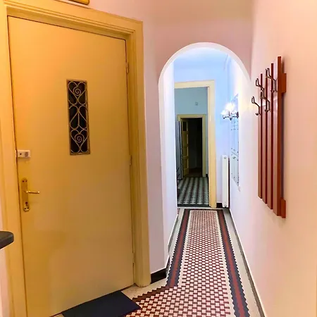 Ultracentral 4 - Old Center -120 Square Meters - Appartement Bucarest