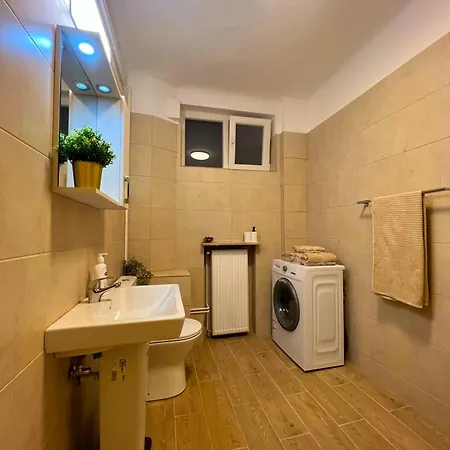 Appartement Ultracentral 4 - Old Center -120 Square Meters - Bucarest