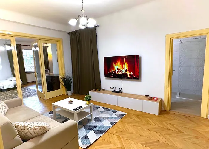 Ultracentral 4 - Old Center -120 Square Meters - *