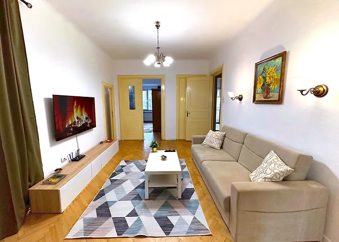 Ultracentral 4 - Old Center -120 Square Meters -