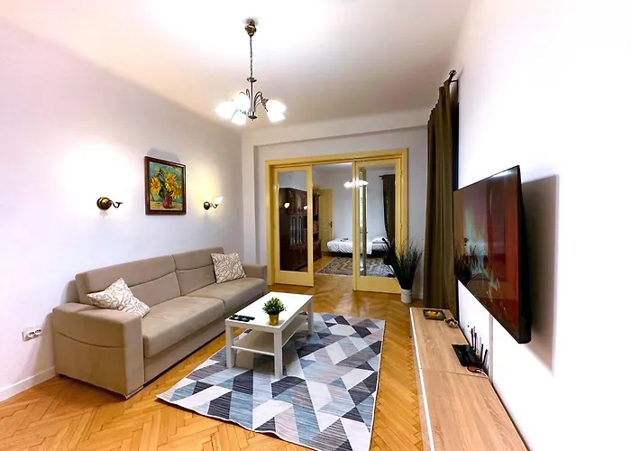 Ultracentral 4 - Old Center -120 Square Meters - Bükreş